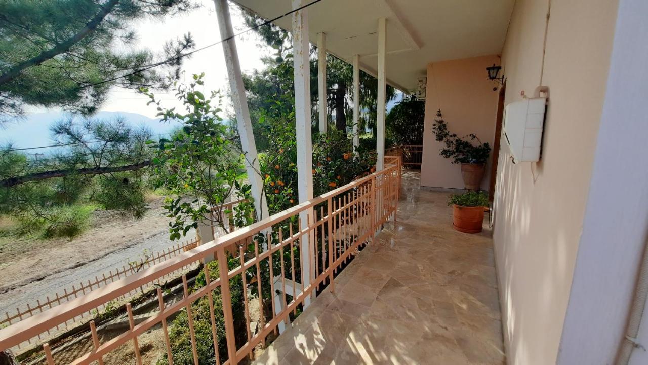 Georgia'S Village House Kondostavlos Екстериор снимка