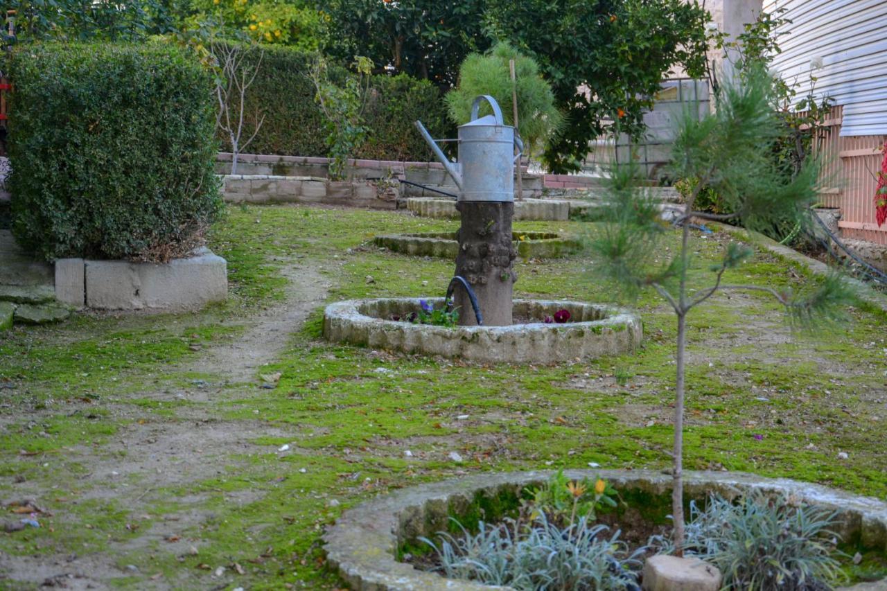 Georgia'S Village House Kondostavlos Екстериор снимка