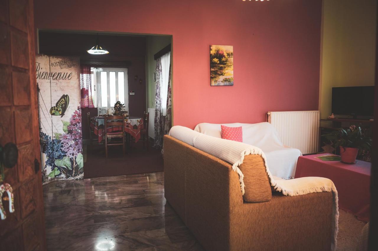 Georgia'S Village House Kondostavlos Екстериор снимка
